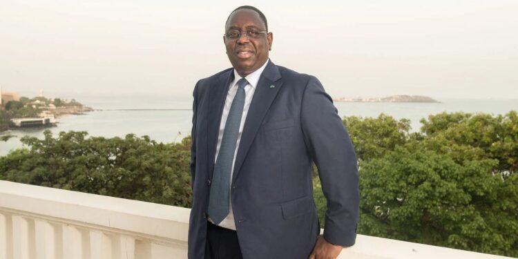 Macky Sall lance SEMO Holding : une nouvelle ère pour l’ex-président sénégalais dans le secteur privé