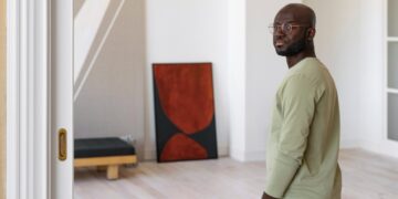 De Sans-abri à Entrepreneur à Succès : L’Histoire de Martin, L’Homme Qui a Tout Reconstruit